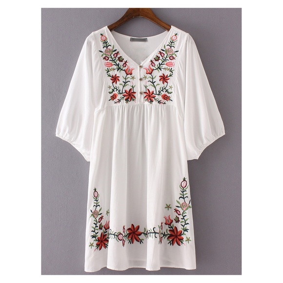 MBM Unlimited Dresses & Skirts - White Floral Embroidered Shift Dress